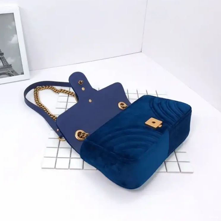 19B57G0002 Gucci Bags 0513